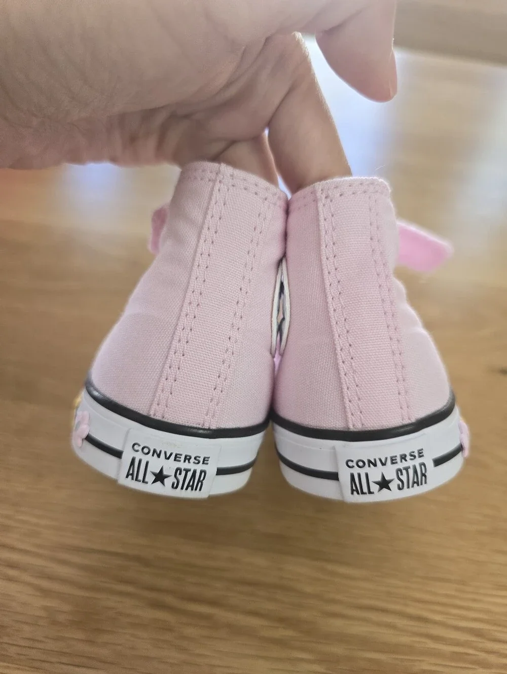 New Converse Kids Pink High-Top Sneakers with Velcro Strap